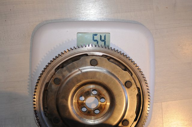 Двигатель 4g37 mitsubishi: характеристики, на какие машины установлен