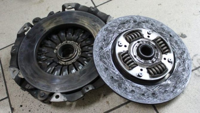 механизм сцепления разобранный