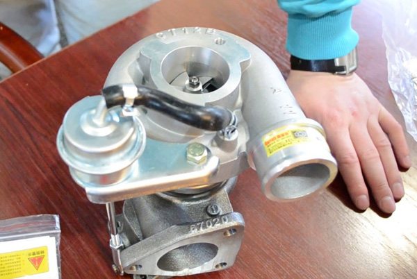 Турбина двигателя 1KZ-TE 3.0