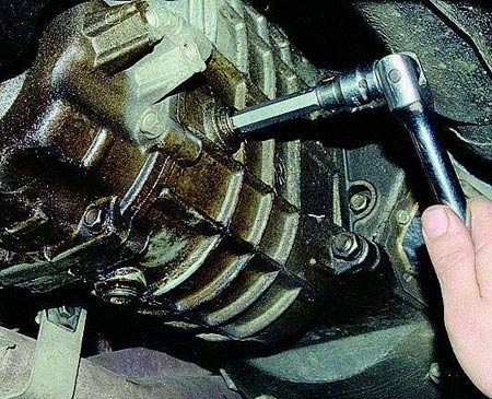 замена масла змз 402